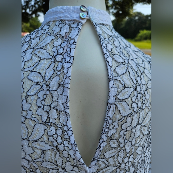 Free People White Lace Cutout Dress/Tunic - Picture 6 of 15